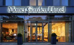 Monet Garden Hotel