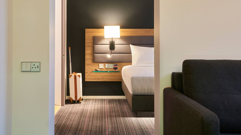 <b>MOXY London Excel Room</b>. Images powered by <a href="https://leonardo.com/" title="Leonardo Worldwide" target="_blank">Leonardo</a>.