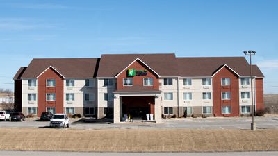 Holiday Inn Express & Stes Maryville