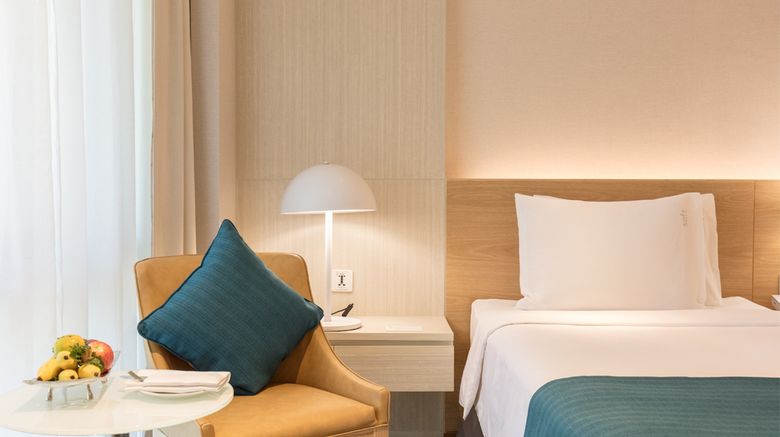 Holiday Inn Bangkok Bangkok Thailand Hotels First Class Hotels In Bangkok Gds Reservation Codes Travelage West