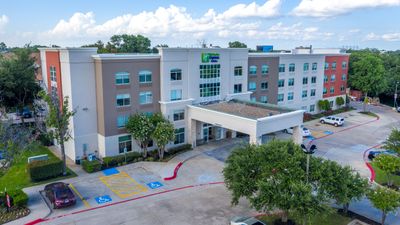Holiday Inn Express Arlington North