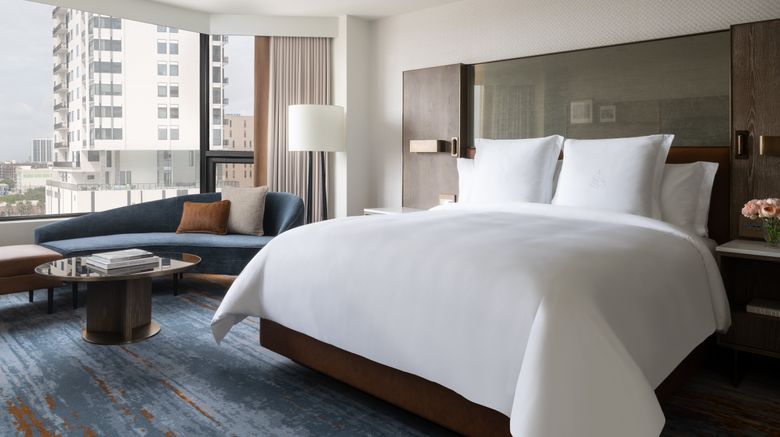 Four Seasons Hotel Houston Houston Tx Hotels Deluxe Hotels In Houston Gds Reservation Codes Travelage West