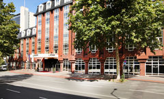 Lindner City Plaza Hotel