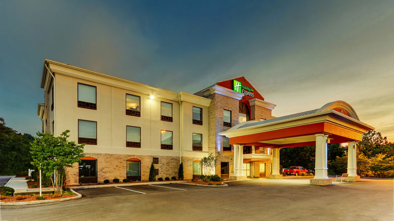 Holiday Inn Express  and  Suites Exterior. Images powered by <a href="http://www.leonardo.com" target="_blank" rel="noopener">Leonardo</a>.