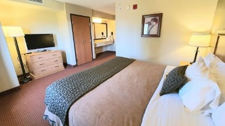 AmeriVu Inn & Suites Waconia Room