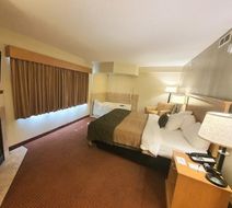 AmeriVu Inn & Suites Waconia Room