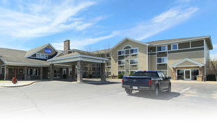 AmeriVu Inn & Suites Waconia