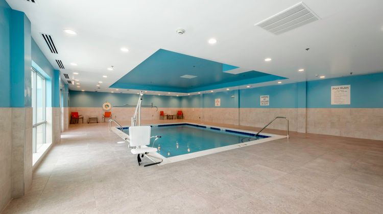 Holiday Inn Express & Suites Staunton Pool
