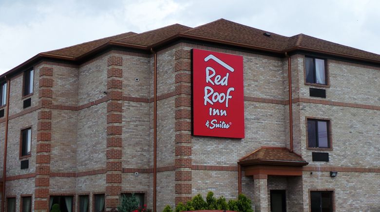 Red Roof Inn  and  Suites Detroit-Melvindale Exterior. Images powered by <a href="http://www.leonardo.com" target="_blank" rel="noopener">Leonardo</a>.