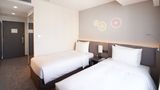 Holiday Inn & Suites Shin Osaka Room
