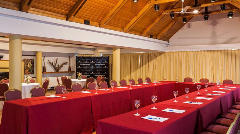 <b>Hotel Panamericano Bariloche Meeting</b>. Images powered by <a href="https://leonardo.com/" title="Leonardo Worldwide" target="_blank">Leonardo</a>.