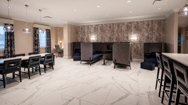<b>Crowne Plaza-The Desmond Hotel Lobby</b>. Images powered by <a href="https://leonardo.com/" title="Leonardo Worldwide" target="_blank">Leonardo</a>.