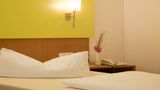 Ibis Styles Frankfurt City Hotel Room