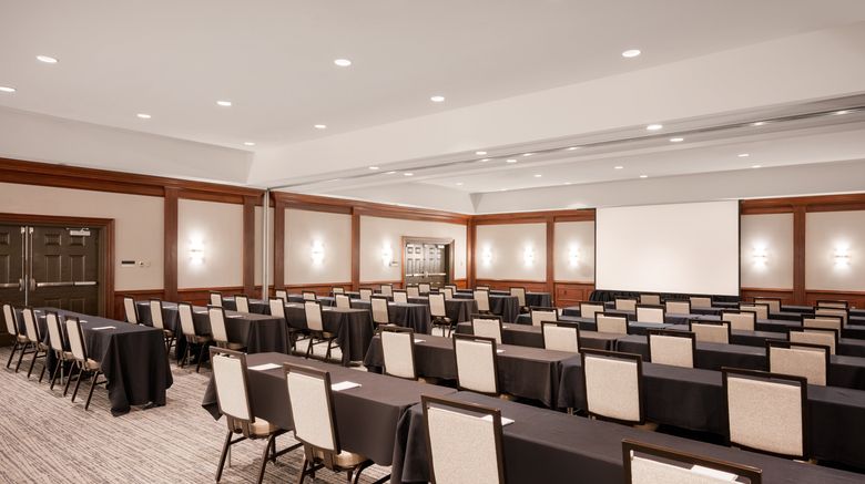 <b>Crowne Plaza-The Desmond Hotel Ballroom</b>. Images powered by <a href="https://leonardo.com/" title="Leonardo Worldwide" target="_blank">Leonardo</a>.