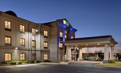 Holiday Inn Express & Suites Opelika