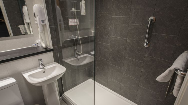 Allerton Court Hotel Room