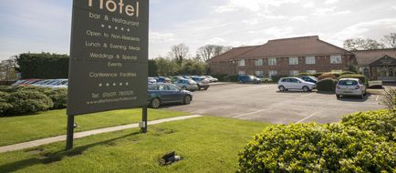 Allerton Court Hotel Exterior