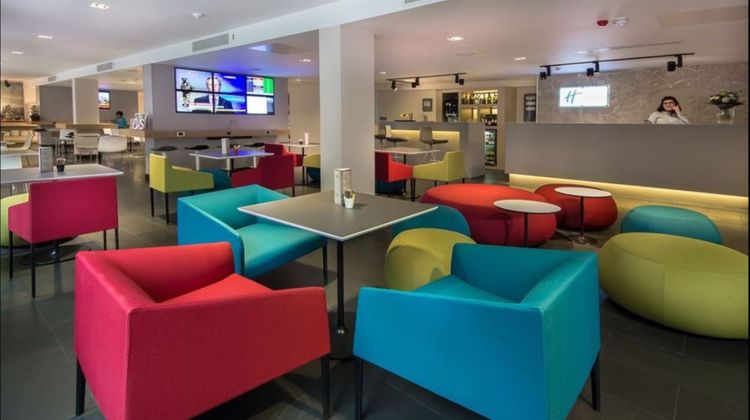 Holiday Inn Express London Southwark Lobby