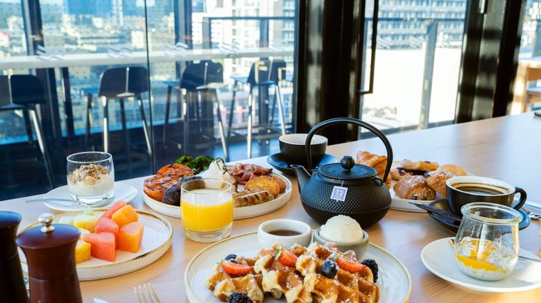 <b>Crowne Plaza Adelaide Restaurant</b>. Images powered by <a href="https://leonardo.com/" title="Leonardo Worldwide" target="_blank">Leonardo</a>.