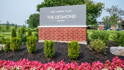 Crowne Plaza-The Desmond Hotel