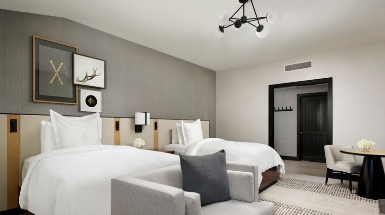 <b>Four Seasons Resort Vail Room</b>. Images powered by <a href="https://leonardo.com/" title="Leonardo Worldwide" target="_blank">Leonardo</a>.
