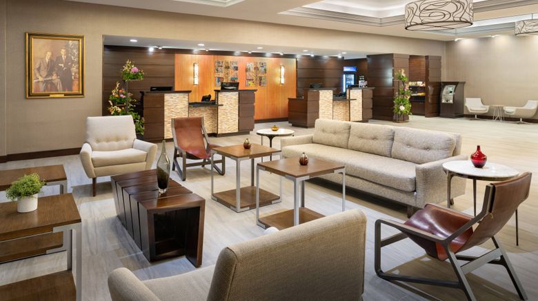 Marriott Minneapolis Airport Lobby. Images powered by <a href="http://www.leonardo.com" target="_blank" rel="noopener">Leonardo</a>.
