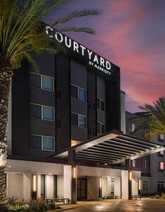 Courtyard Anaheim Resort/Conv Center