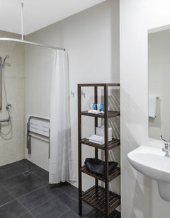 Meriton Serviced Apartments North Sydney