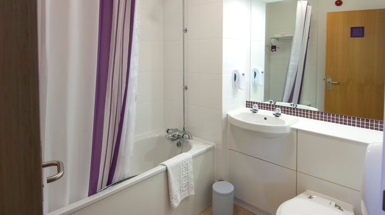 <b>Premier Inn Leeds/Bradford Airport Room</b>. Images powered by <a href="https://leonardo.com/" title="Leonardo Worldwide" target="_blank">Leonardo</a>.