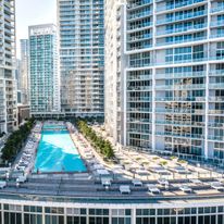 W Miami