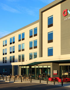 avid hotel Auburn-University Area