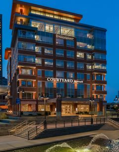 Courtyard Buffalo Downtown Canalside