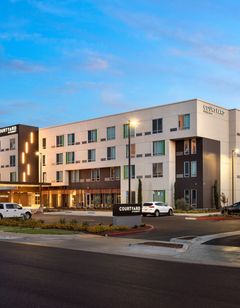 Courtyard Fresno Clovis