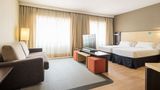 Hotel Ilunion Suites Madrid Room