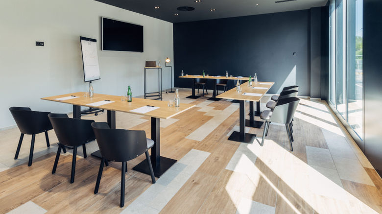 <b>Baren Hotel Meeting</b>. Images powered by <a href="https://leonardo.com/" title="Leonardo Worldwide" target="_blank">Leonardo</a>.