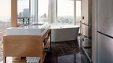 Delta Hotels by Marriott Toronto Room