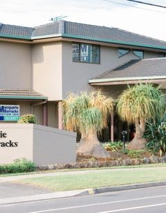 Macquarie Barracks Inn