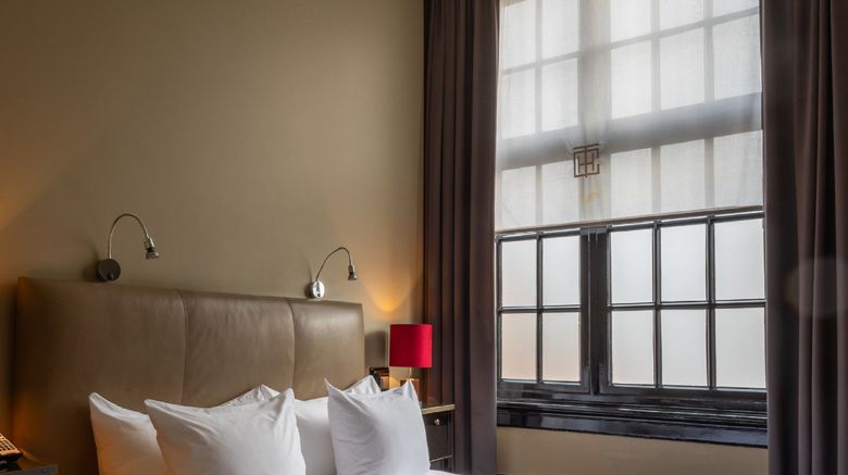 <b>The College Hotel Amsterdam Room</b>. Images powered by <a href="https://leonardo.com/" title="Leonardo Worldwide" target="_blank">Leonardo</a>.