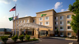 Holiday Inn Hotel & Suites Exterior