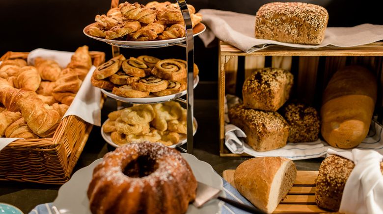 <b>Motel One Hamburg Airport Restaurant</b>. Images powered by <a href="https://leonardo.com/" title="Leonardo Worldwide" target="_blank">Leonardo</a>.