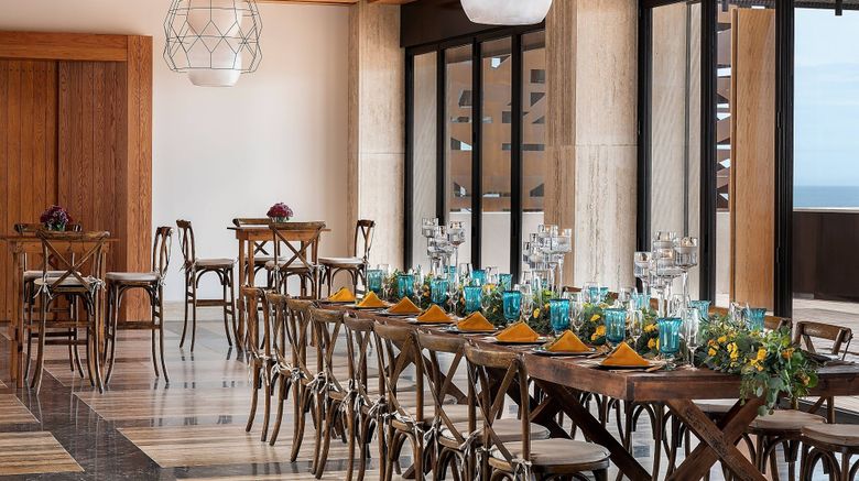 <b>Zadun, a Ritz-Carlton Reserve Restaurant</b>. Images powered by <a href="https://leonardo.com/" title="Leonardo Worldwide" target="_blank">Leonardo</a>.