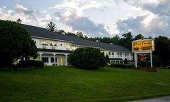 Town & Country Inn and Resort