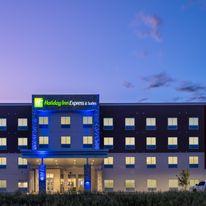 Holiday Inn Express & Suites Watertown