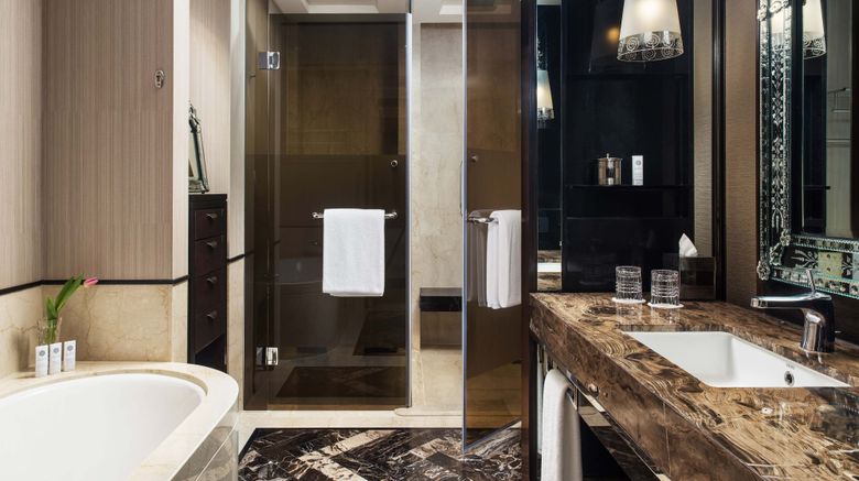 <b>The St. Regis Mumbai Room</b>. Images powered by <a href="https://leonardo.com/" title="Leonardo Worldwide" target="_blank">Leonardo</a>.
