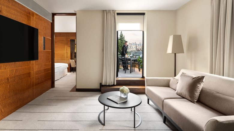 <b>COMO The Halkin Suite</b>. Images powered by <a href="https://leonardo.com/" title="Leonardo Worldwide" target="_blank">Leonardo</a>.