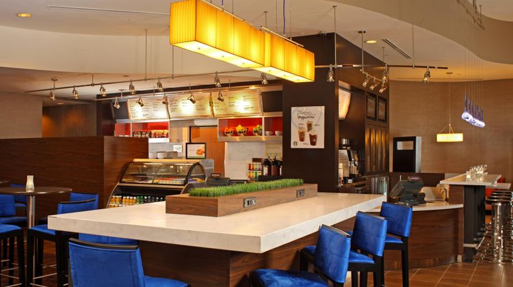 Courtyard by Marriott Inner Harbor Restaurant