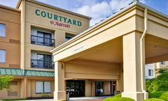 Courtyard Dalton