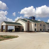 Cobblestone Inn & Suites