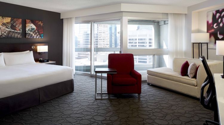 Delta Hotels by Marriott Montreal Room