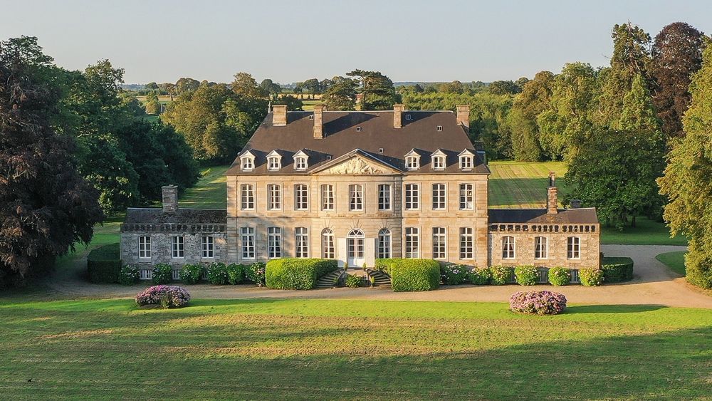 Chateau de Bouceel dates back to 1763.